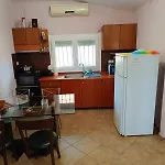 別荘 Spiros レプトカリヤ